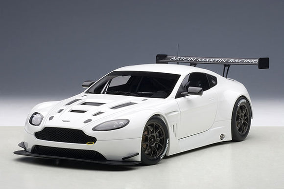 Autoart 81307 1/18 ASTON MARTIN VANTAGE V12 GT3 2013 (WHITE)(2 DOOR OPENINGS)