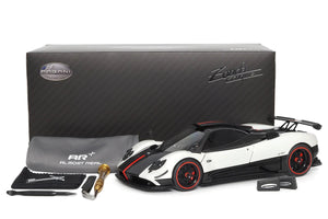 Almost Real 1/18  Pagani Zonda Cinque 2009 (White)